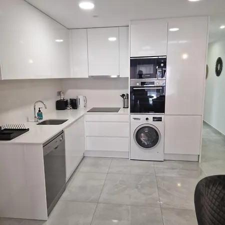 Lassa Apartment *